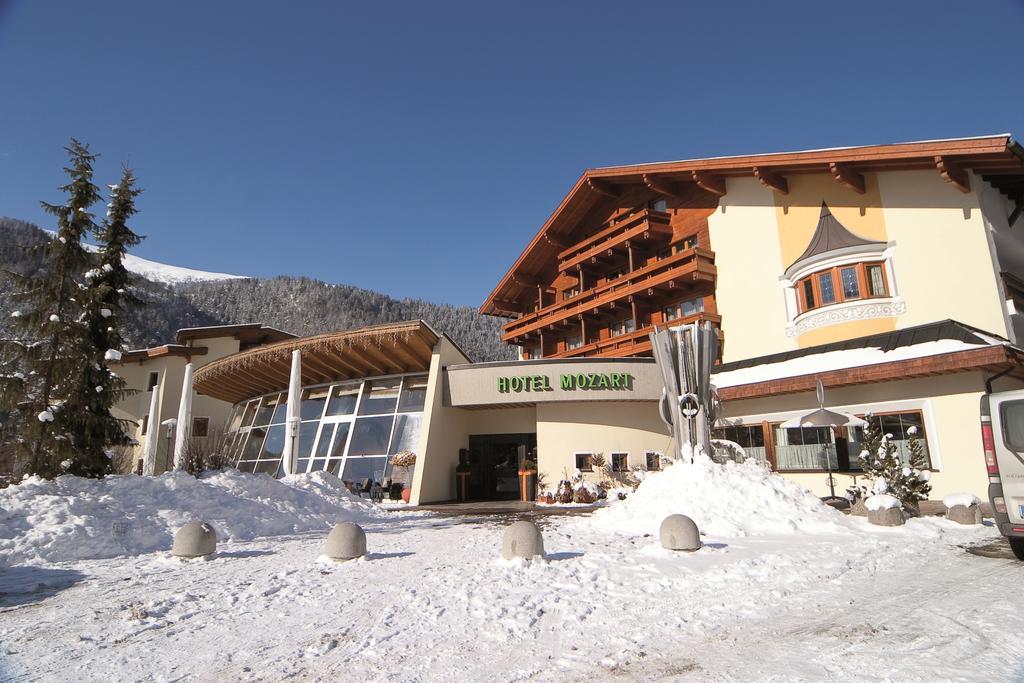 Familien Hotel Mozart Ried im Oberinntal Luaran gambar