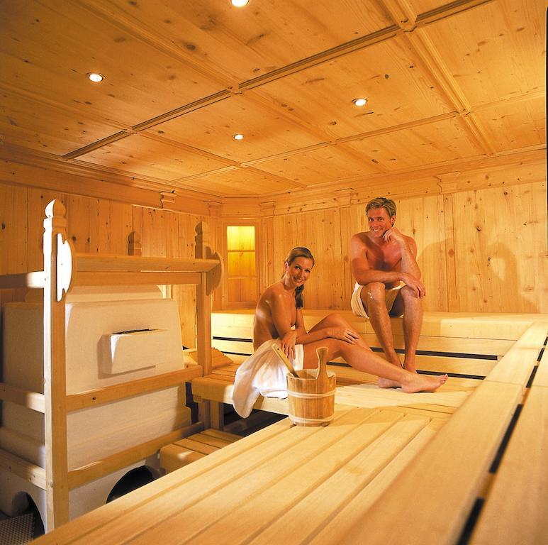 Familien Hotel Mozart Ried im Oberinntal Luaran gambar