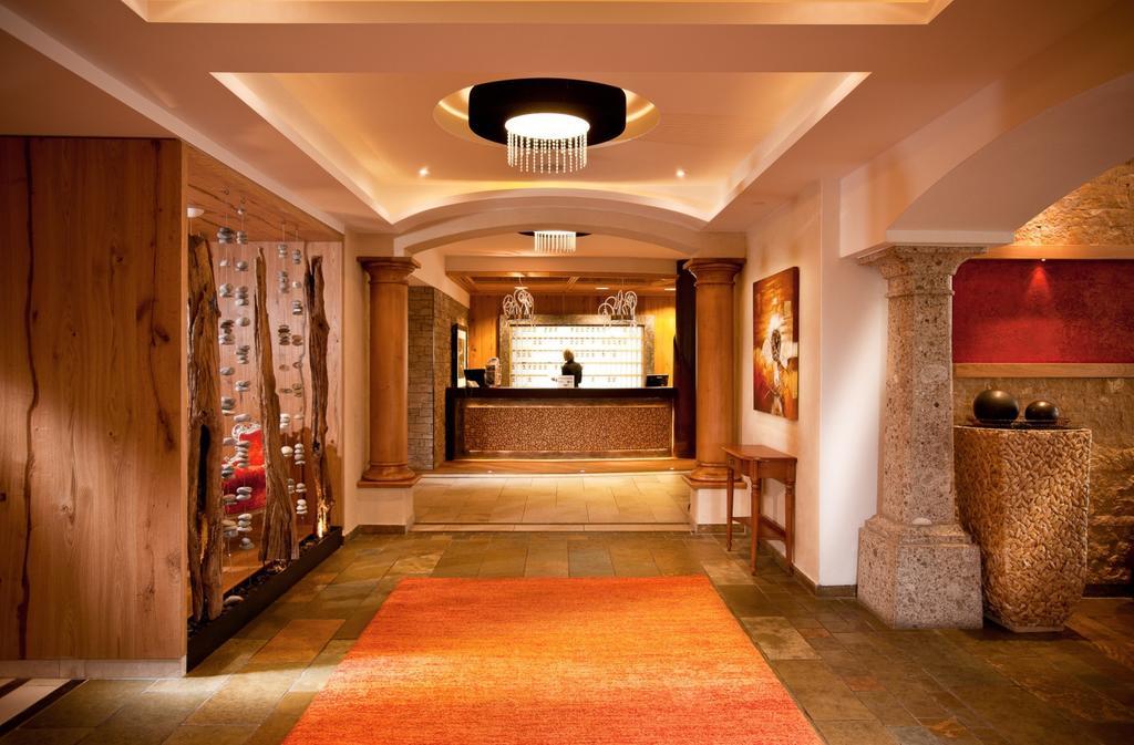 Familien Hotel Mozart Ried im Oberinntal Luaran gambar