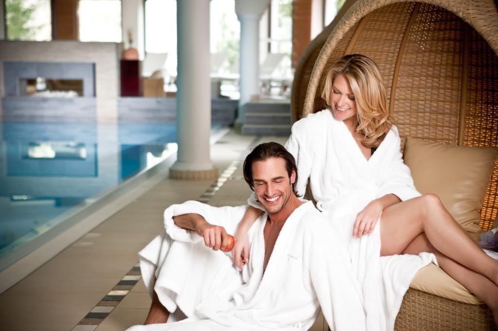 Familien Hotel Mozart Ried im Oberinntal Luaran gambar