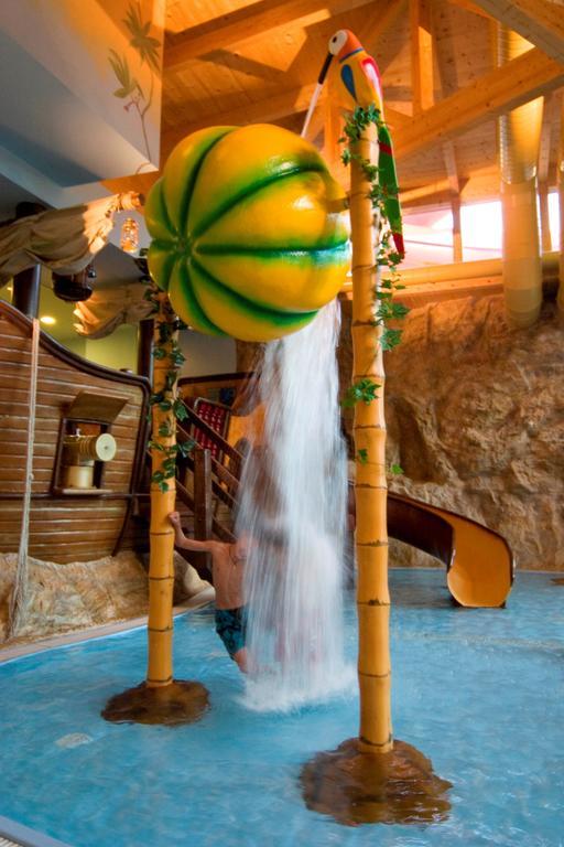 Familien Hotel Mozart Ried im Oberinntal Luaran gambar