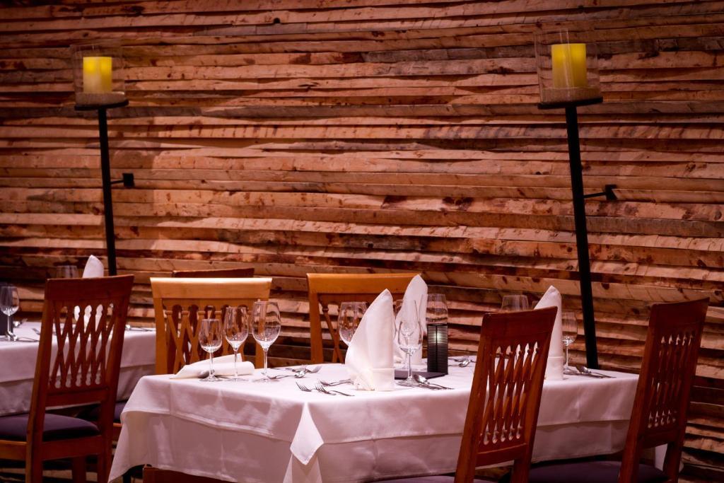 Familien Hotel Mozart Ried im Oberinntal Luaran gambar